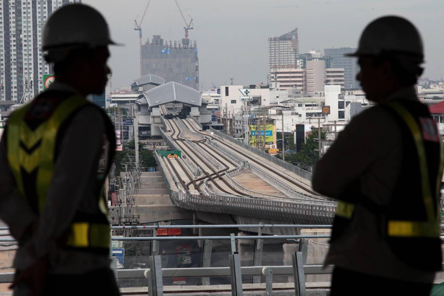 ทยอยเปิดใช้รถไฟฟ้าใหม่ทุกปี