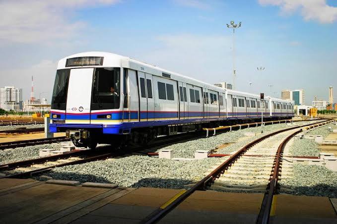 รฟม. หนุนช่วยค่ารถไฟฟ้าเมืองหลวง เปิดสูตรสารพัดวิธีลดราคาค่าโดยสาร