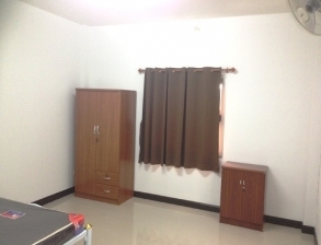 ห้องพัก ใกล้ตลาดนัด ตรงข้ามกองสลาก สนามบินน้ำ