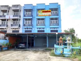 อาคารพาณิชย์ 3.5 ชั้น 2 คูหา ต.ไผ่กองดิน อ.บางปลาม้า จ.สุพรรณบุรี